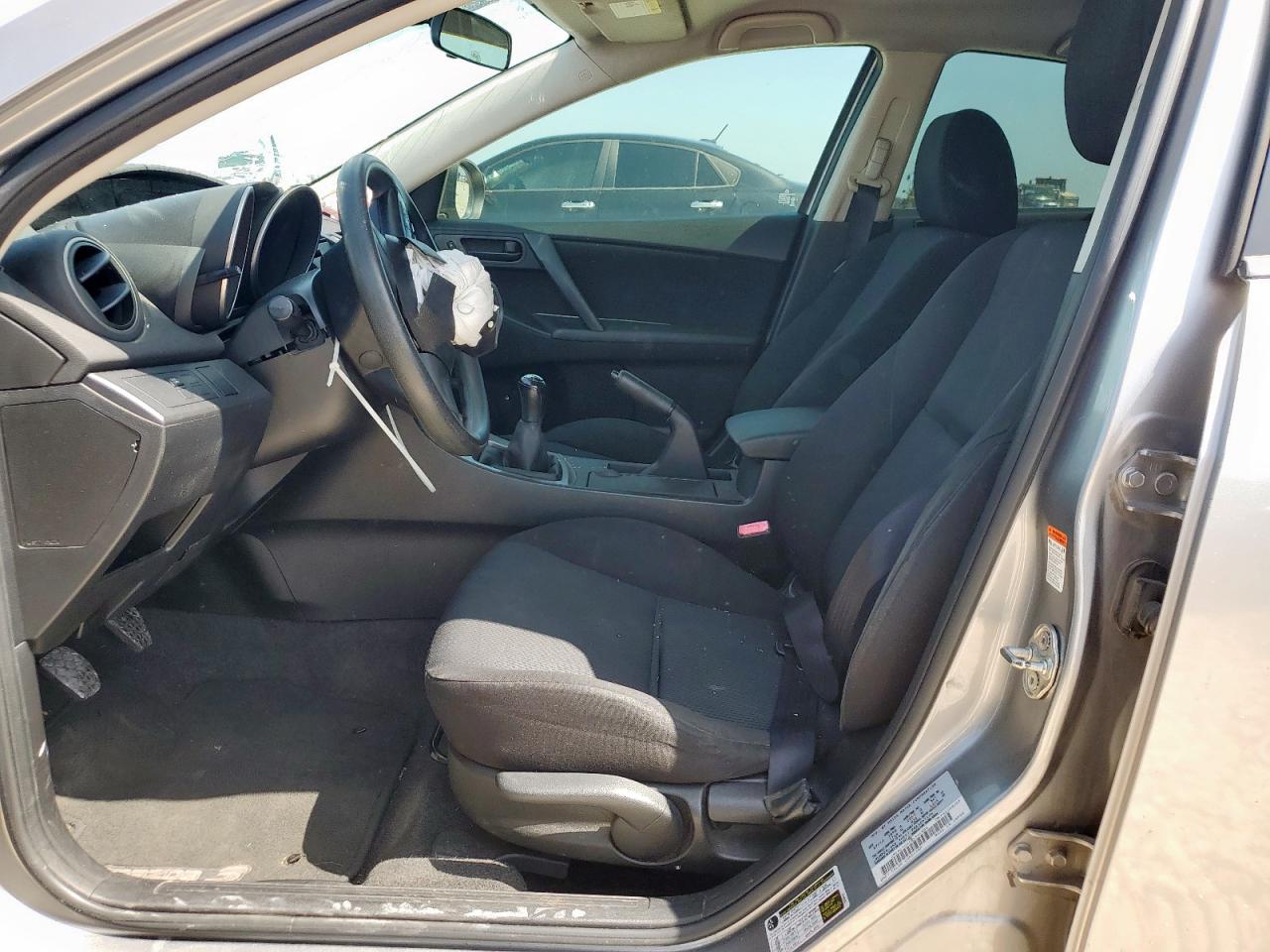 2011 Mazda 3 I VIN: JM1BL1UG1B1364986 Lot: 64319615