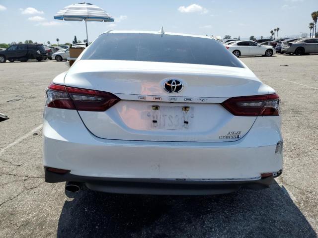  TOYOTA CAMRY 2021 White