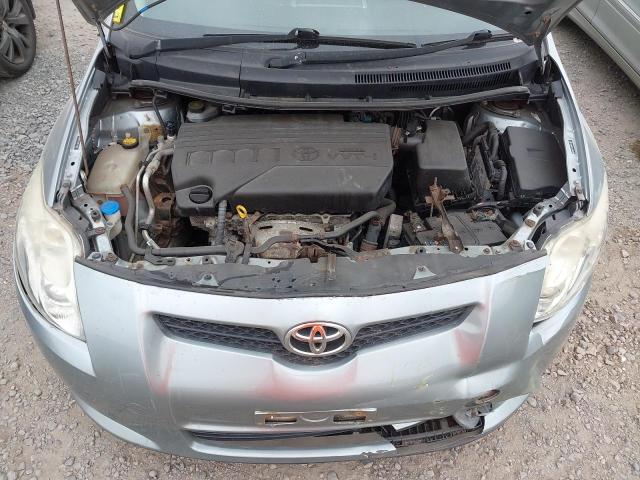 2009 TOYOTA AURIS TR S