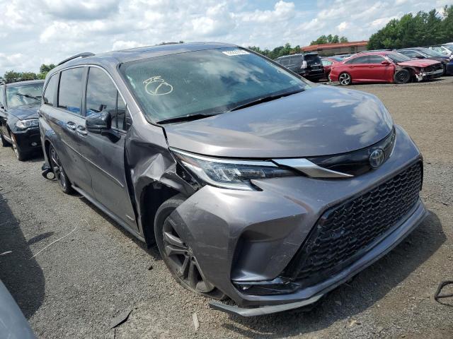  TOYOTA SIENNA 2021 Серый