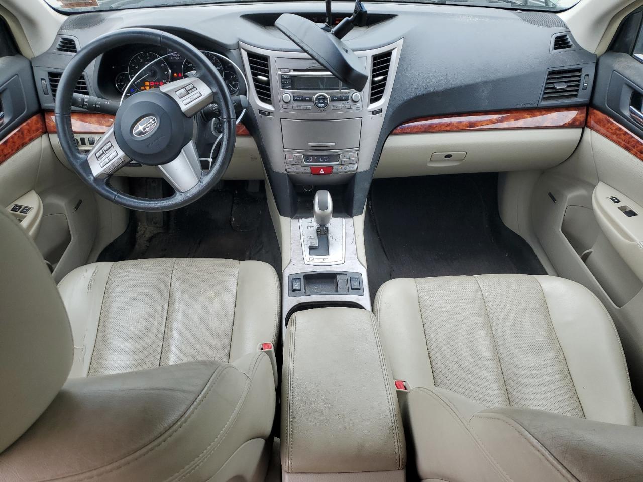 2011 Subaru Outback 2.5I Limited VIN: 4S4BRBKC8B3443947 Lot: 63861655