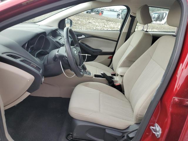 Хэтчбеки FORD FOCUS 2016 Красный