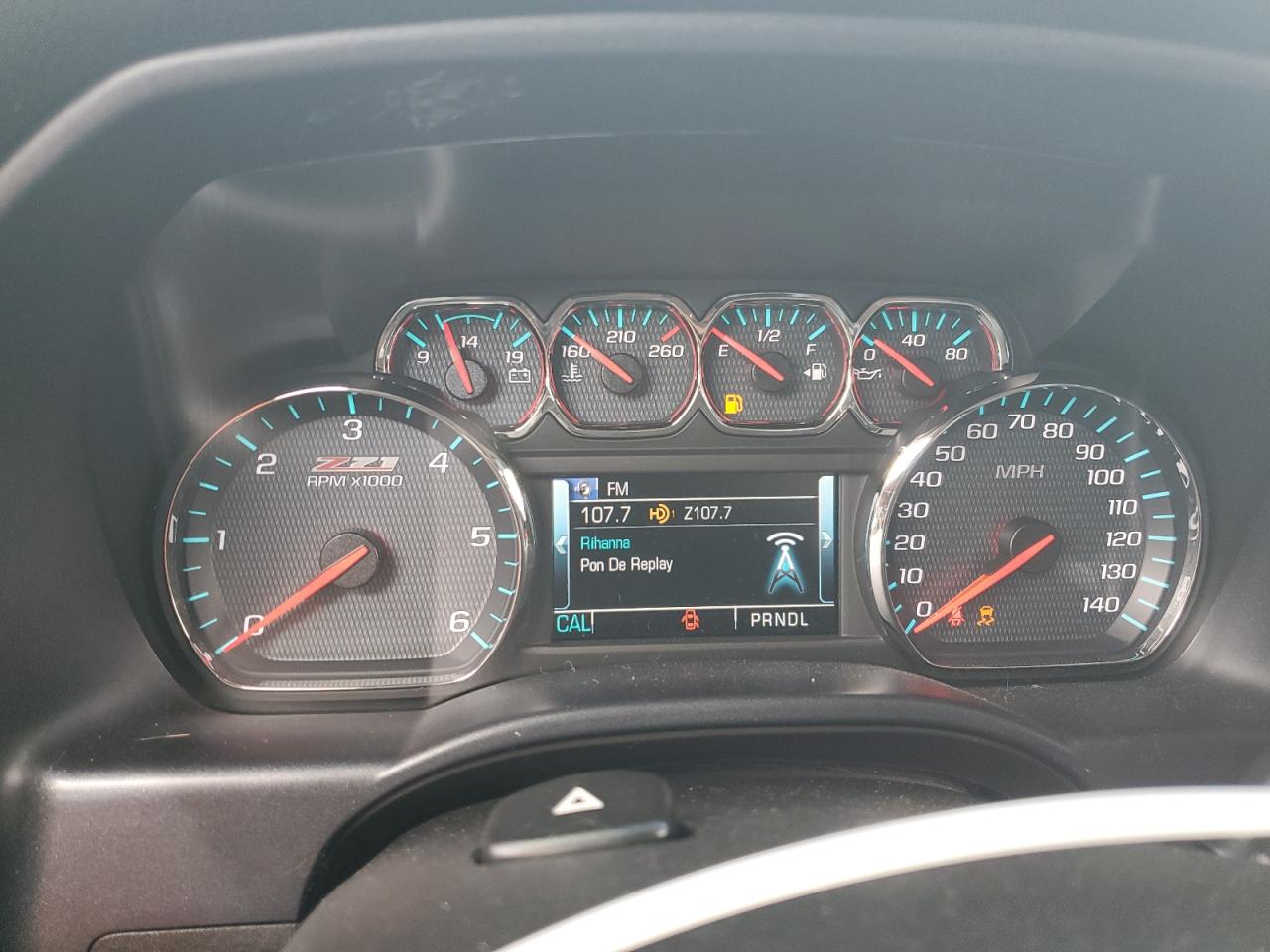 2018 Chevrolet Silverado K1500 Lt VIN: 3GCUKREC0JG492979 Lot: 64141855