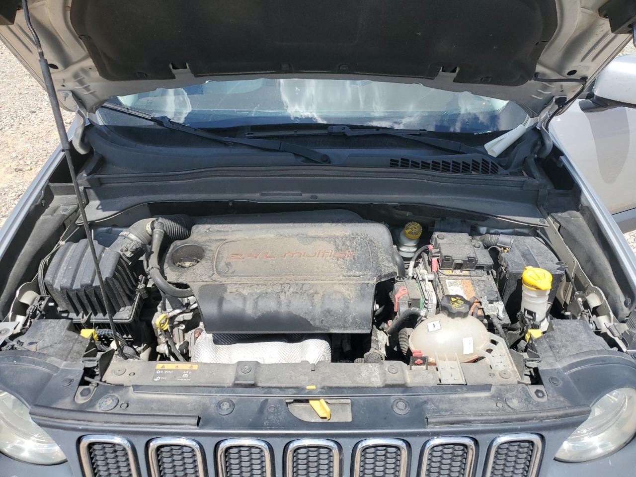 2015 Jeep Renegade Latitude VIN: ZACCJABT3FPB87079 Lot: 64291995