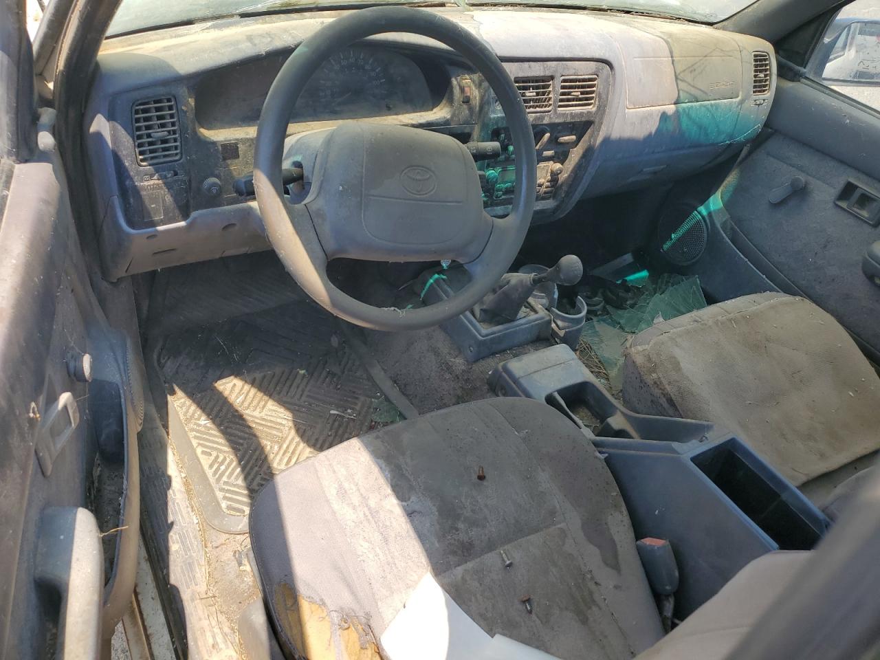 2000 Toyota Tacoma Xtracab VIN: 4TAVL52N0YZ610583 Lot: 64524535