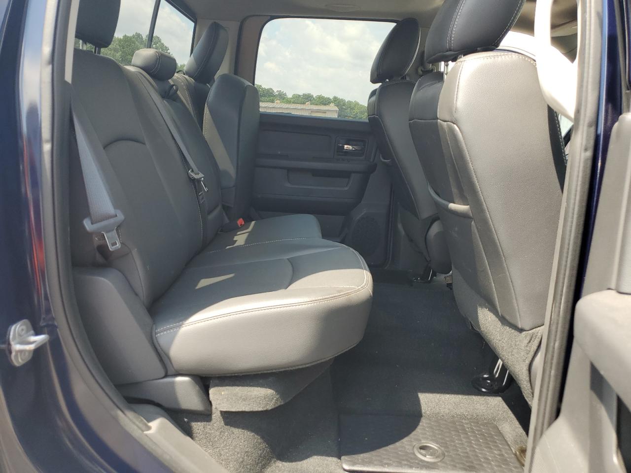 2012 Dodge Ram 1500 Sport VIN: 1C6RD7MT2CS195995 Lot: 64177735