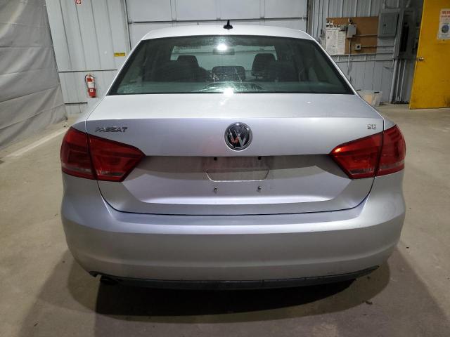  VOLKSWAGEN PASSAT 2013 Silver