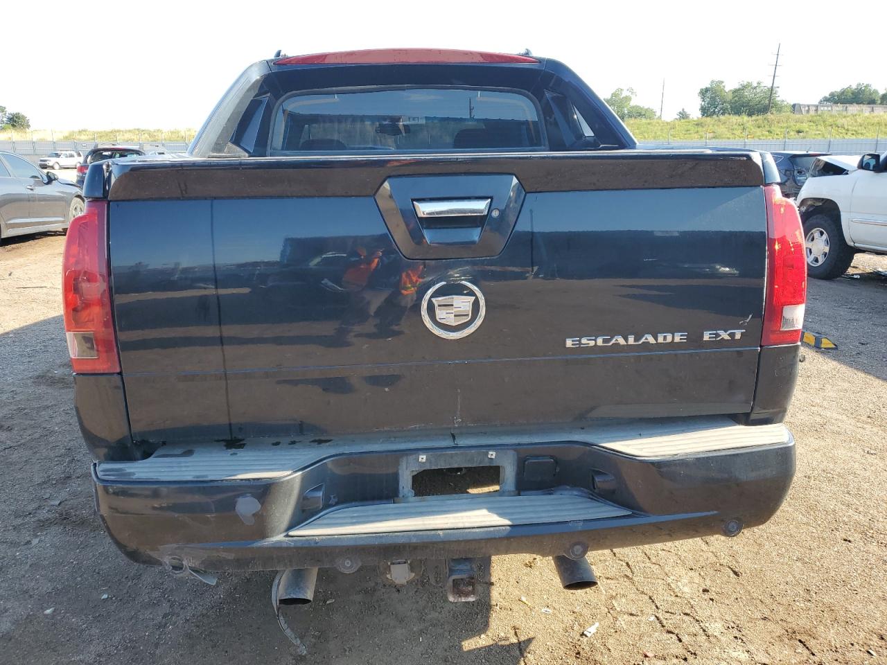 2002 Cadillac Escalade Ext VIN: 3GYEK63NX2G285227 Lot: 65441125