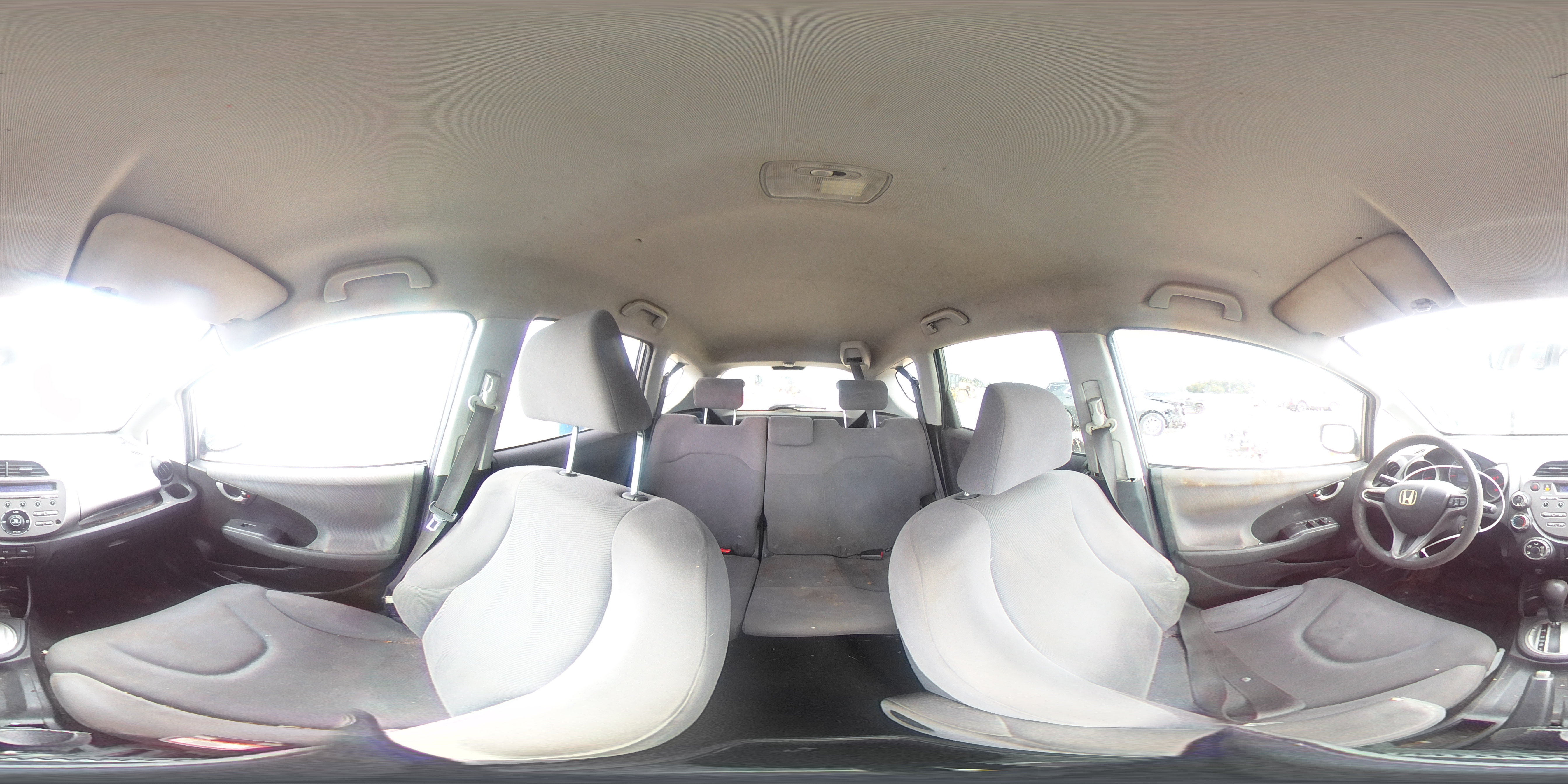 2009 Honda Fit Lx VIN: JHMGE88509S811893 Lot: 63113515