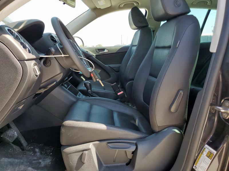  VOLKSWAGEN TIGUAN 2012 Czarny