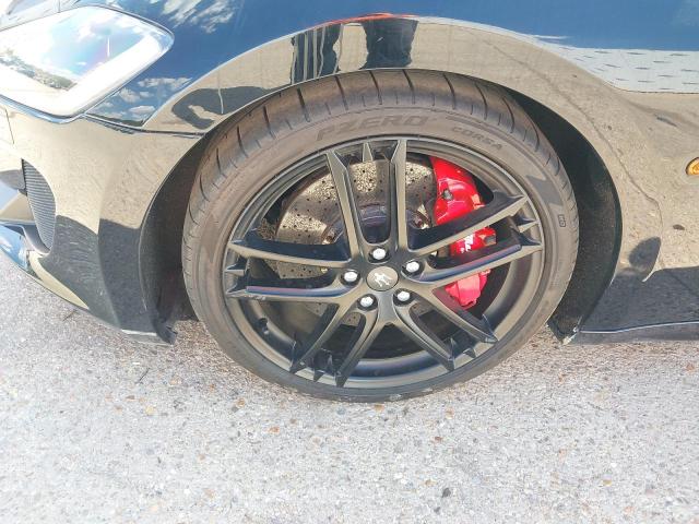 2011 MASERATI GRANTURISM