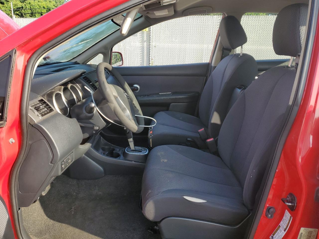 2008 Nissan Versa S VIN: 3N1BC13E38L421662 Lot: 64776145
