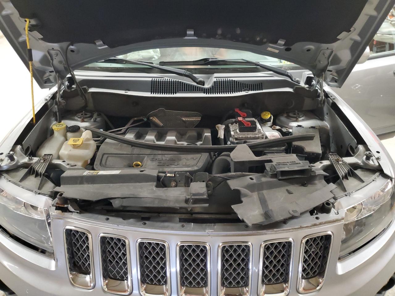 2015 Jeep Compass Latitude VIN: 1C4NJDEB8FD232108 Lot: 64262515