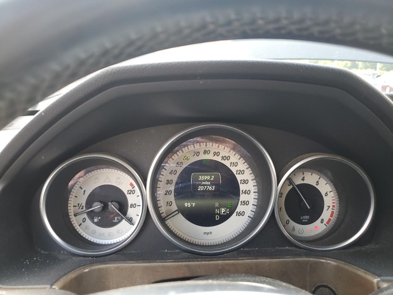 2014 Mercedes-Benz E 350 VIN: WDDHF5KB2EA921897 Lot: 63779075