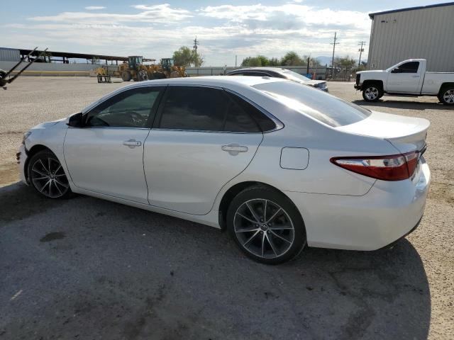  TOYOTA CAMRY 2015 Белы