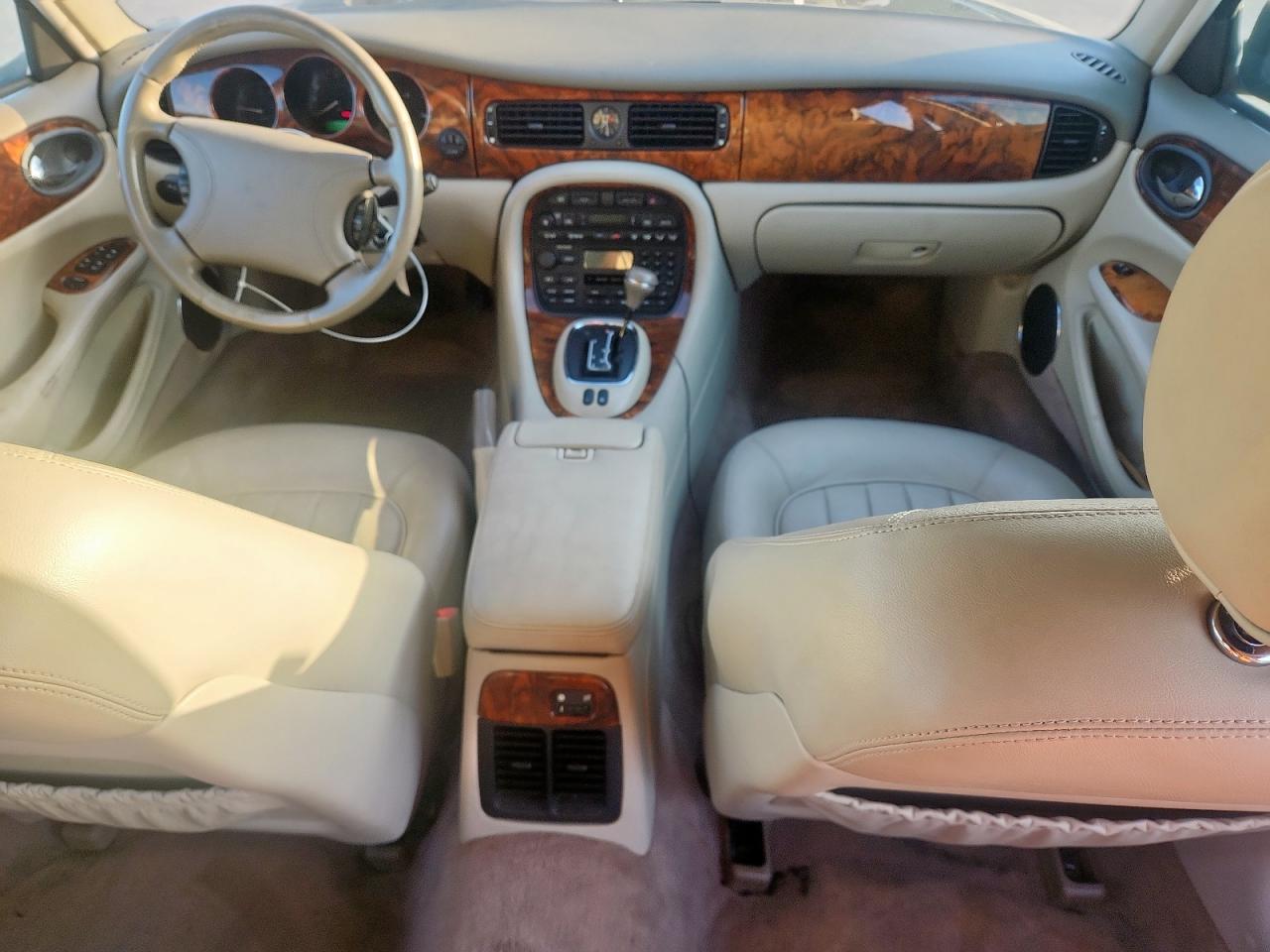 1998 Jaguar Xj8 VIN: SAJHX1249WC821367 Lot: 66707105