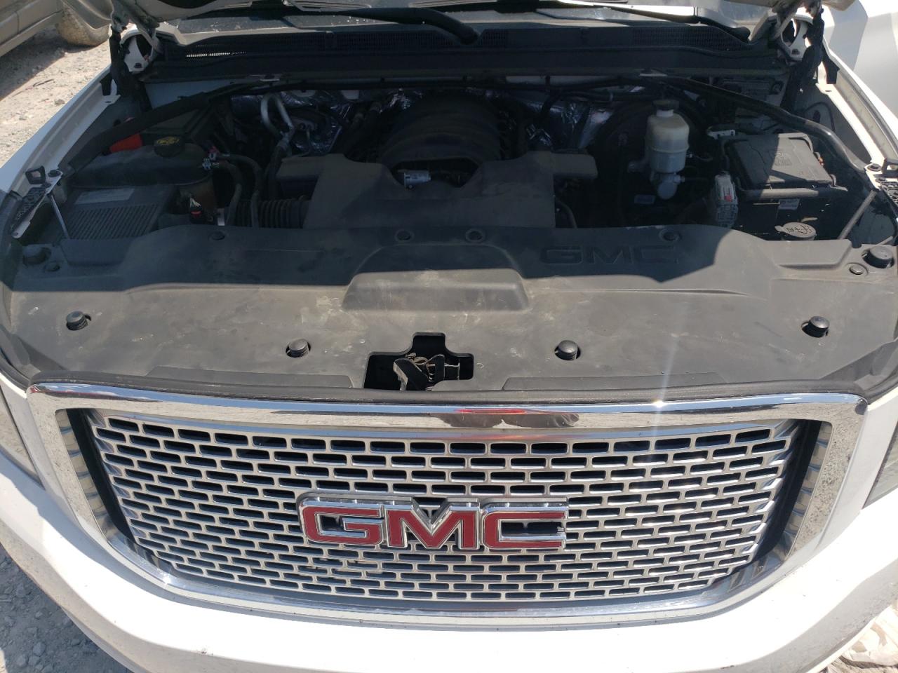 2016 GMC Yukon Xl Denali VIN: 1GKS2HKJ5GR142166 Lot: 63999775