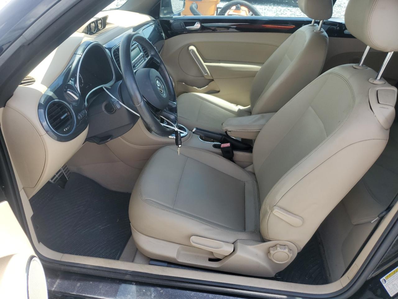 2013 Volkswagen Beetle Turbo VIN: 3VW7A7AT6DM811699 Lot: 67105975