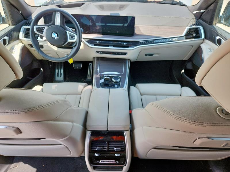  BMW X7 2024 Gray