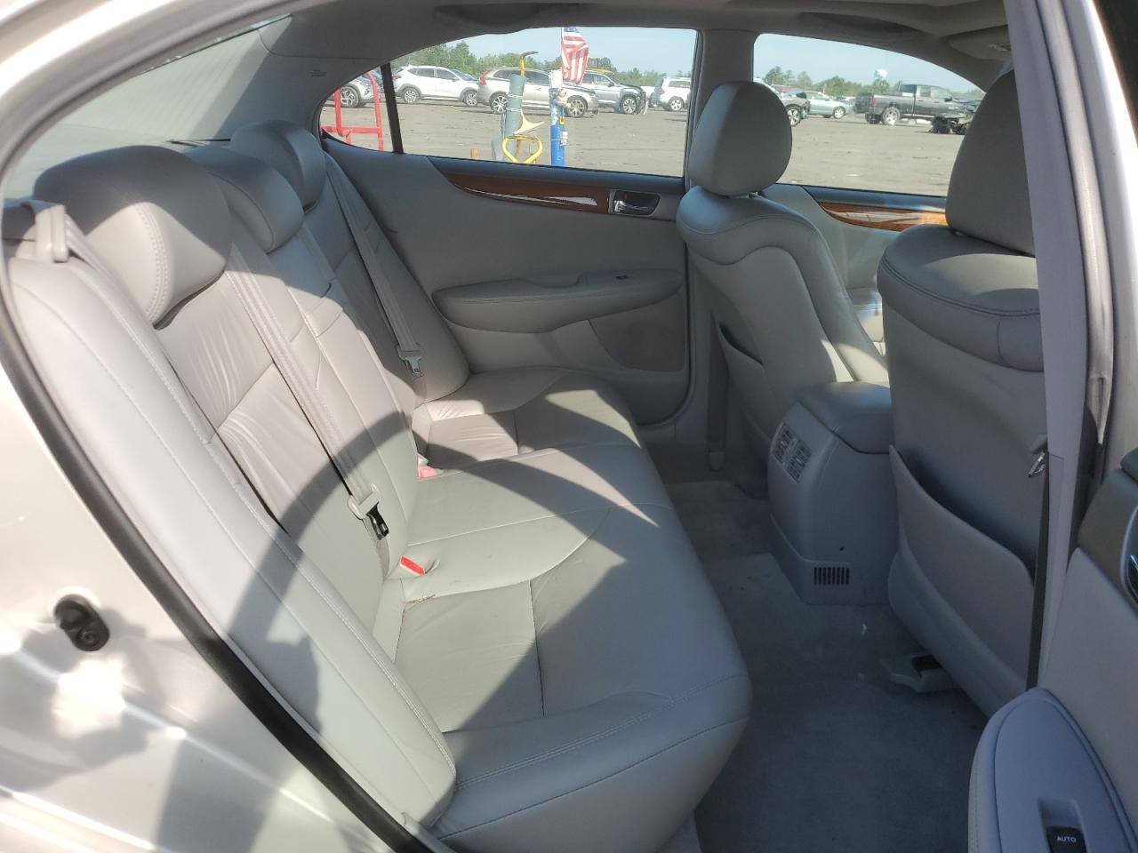 2005 Lexus Es 330 VIN: JTHBA30G755062623 Lot: 64115605