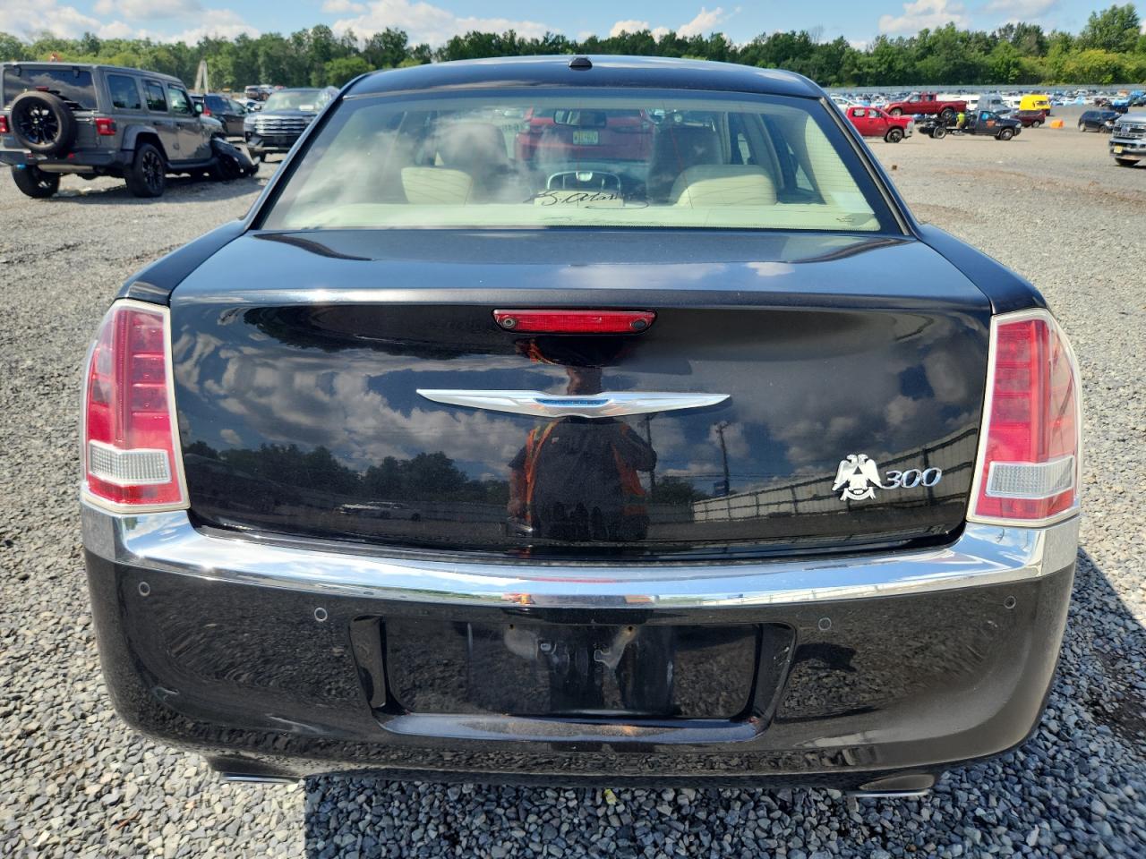 2011 Chrysler 300 Limited VIN: 2C3CA5CG1BH593872 Lot: 64615715