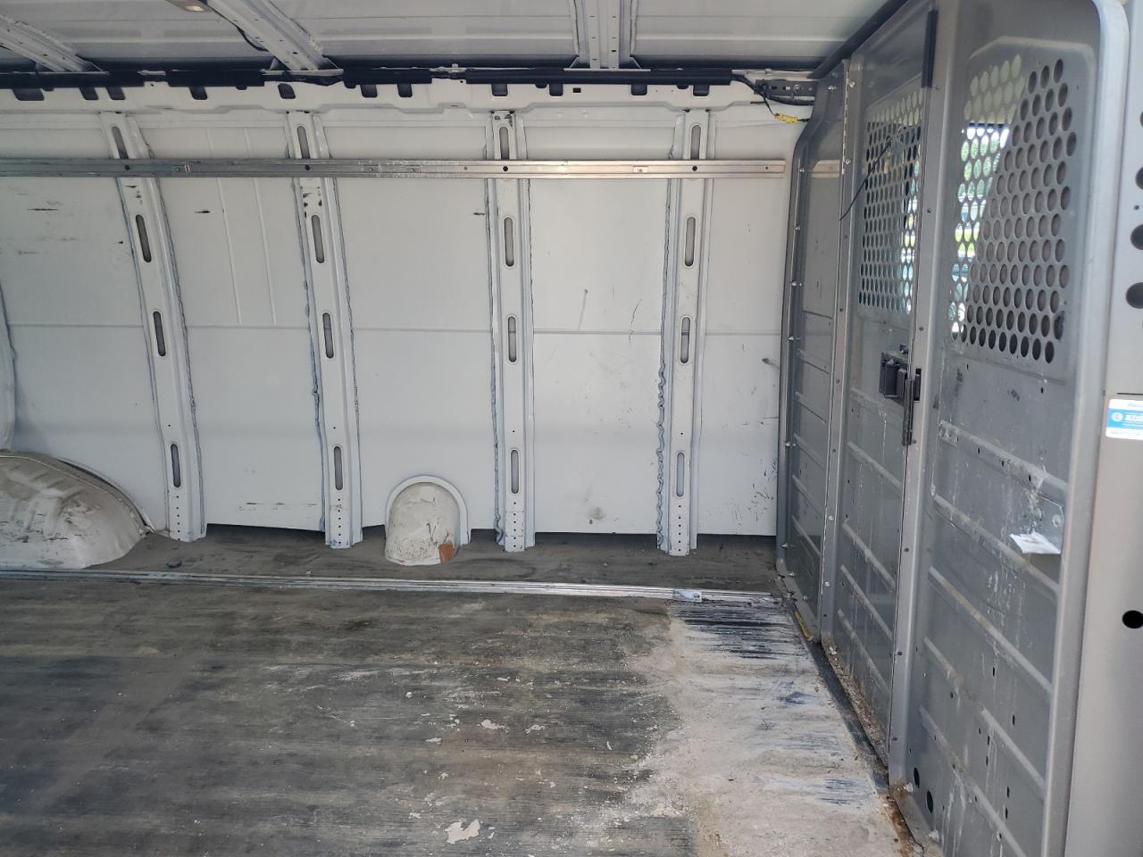 2016 Chevrolet Express G2500 VIN: 1GCWGBFG0G1142956 Lot: 64558375