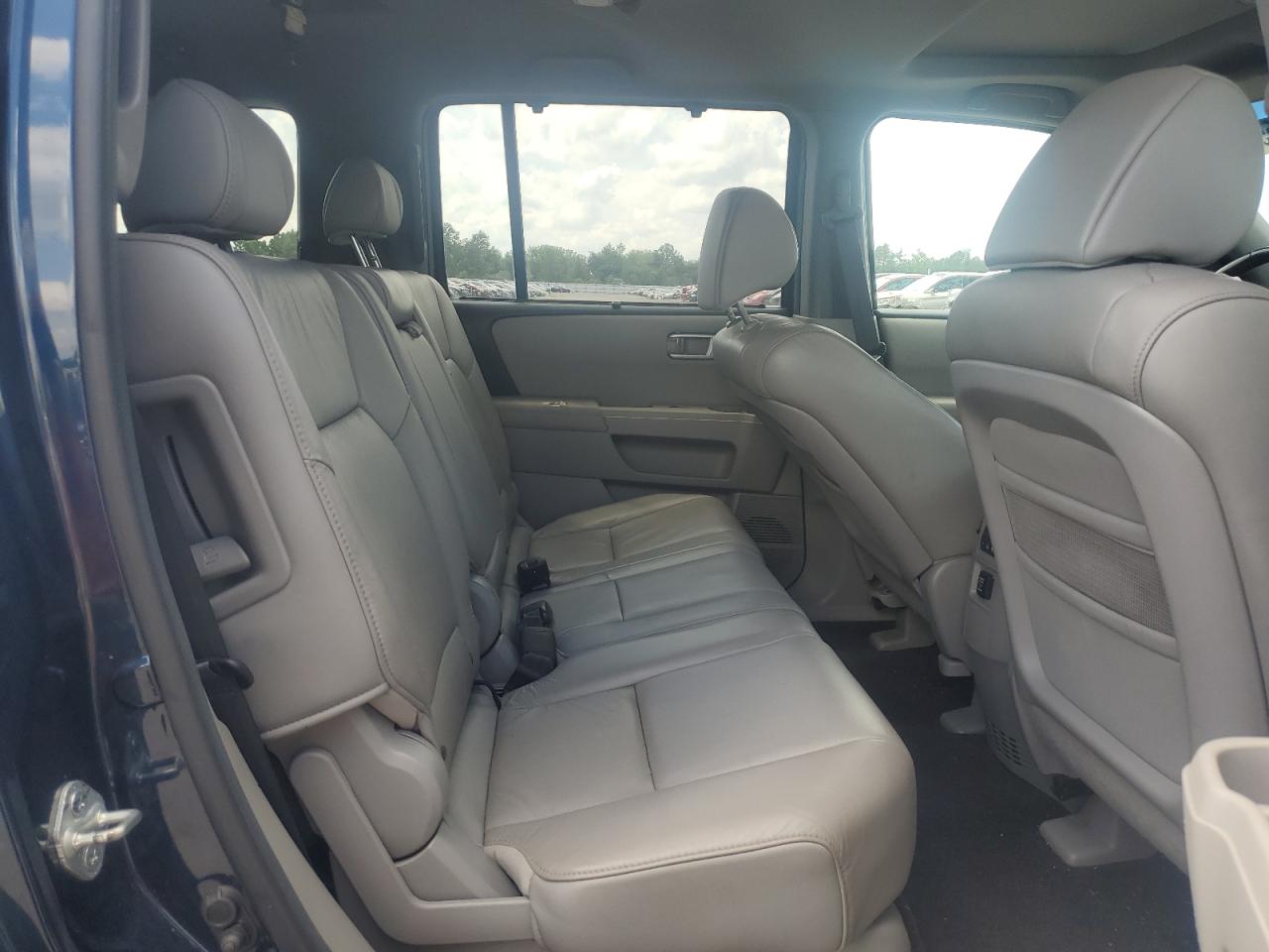 2010 Honda Pilot Touring VIN: 5FNYF4H85AB003241 Lot: 64334555