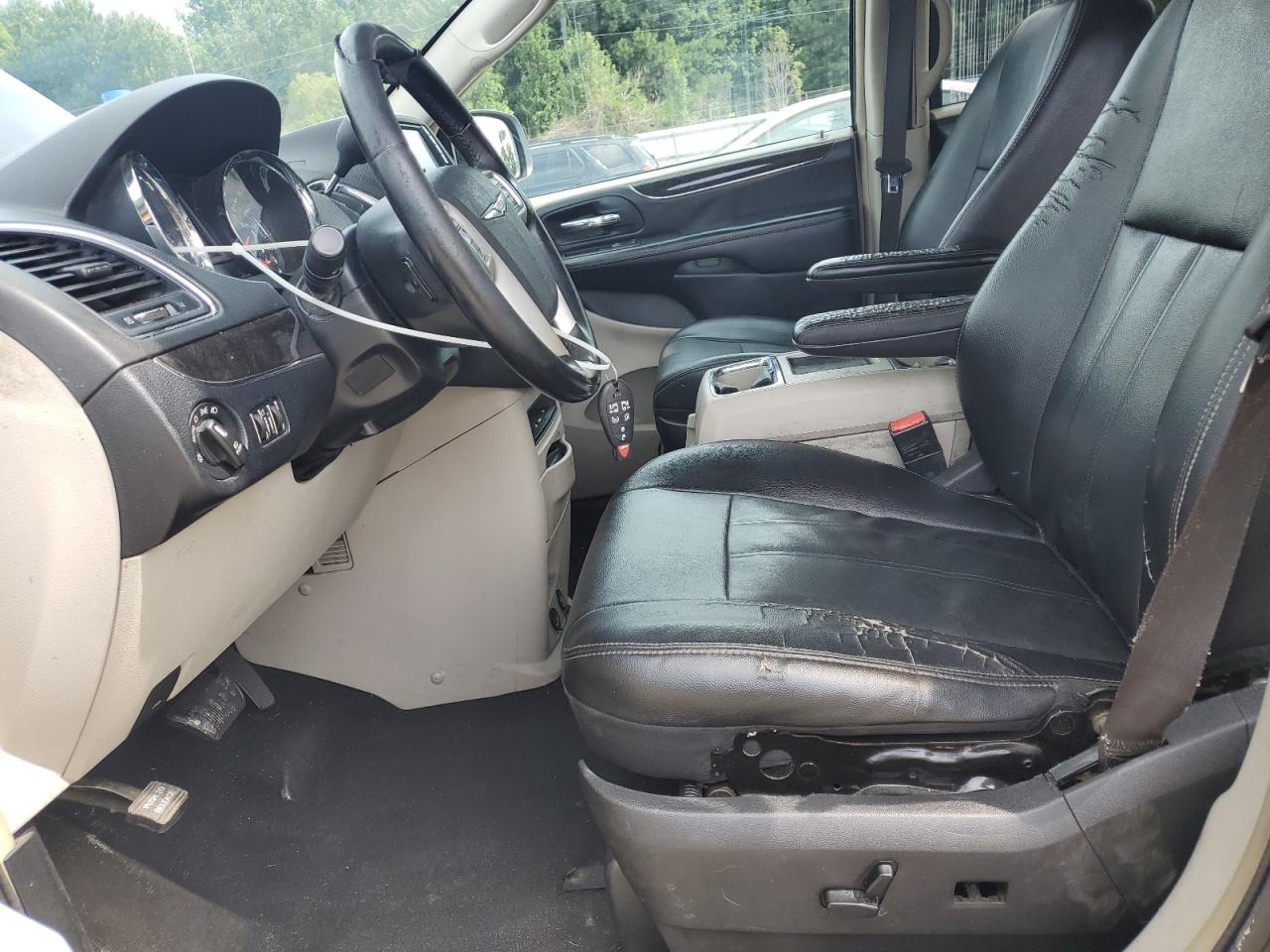 2016 Chrysler Town & Country Touring VIN: 2C4RC1BG8GR289658 Lot: 64948395
