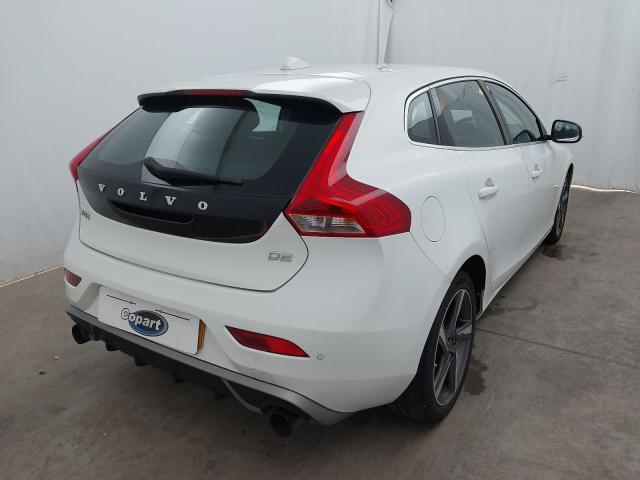 2016 VOLVO V40 R-DESI