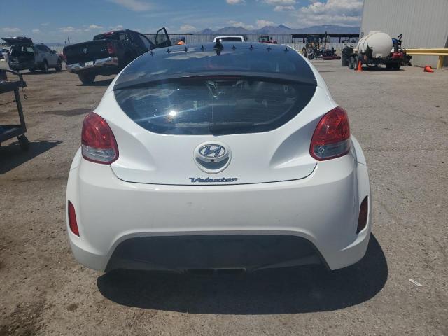  HYUNDAI VELOSTER 2016 Biały
