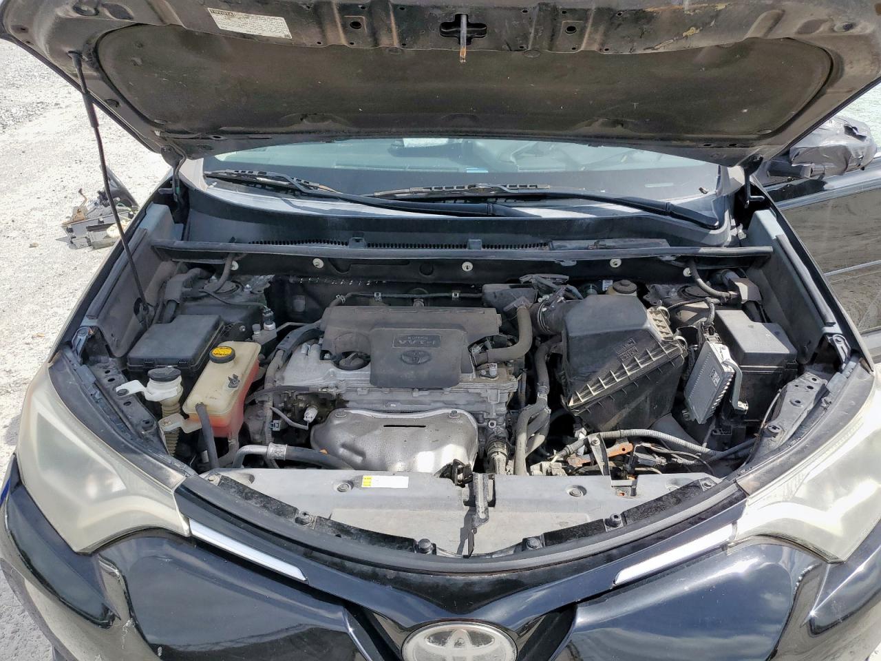 2017 Toyota Rav4 Xle VIN: 2T3WFREV0HW323229 Lot: 64946585