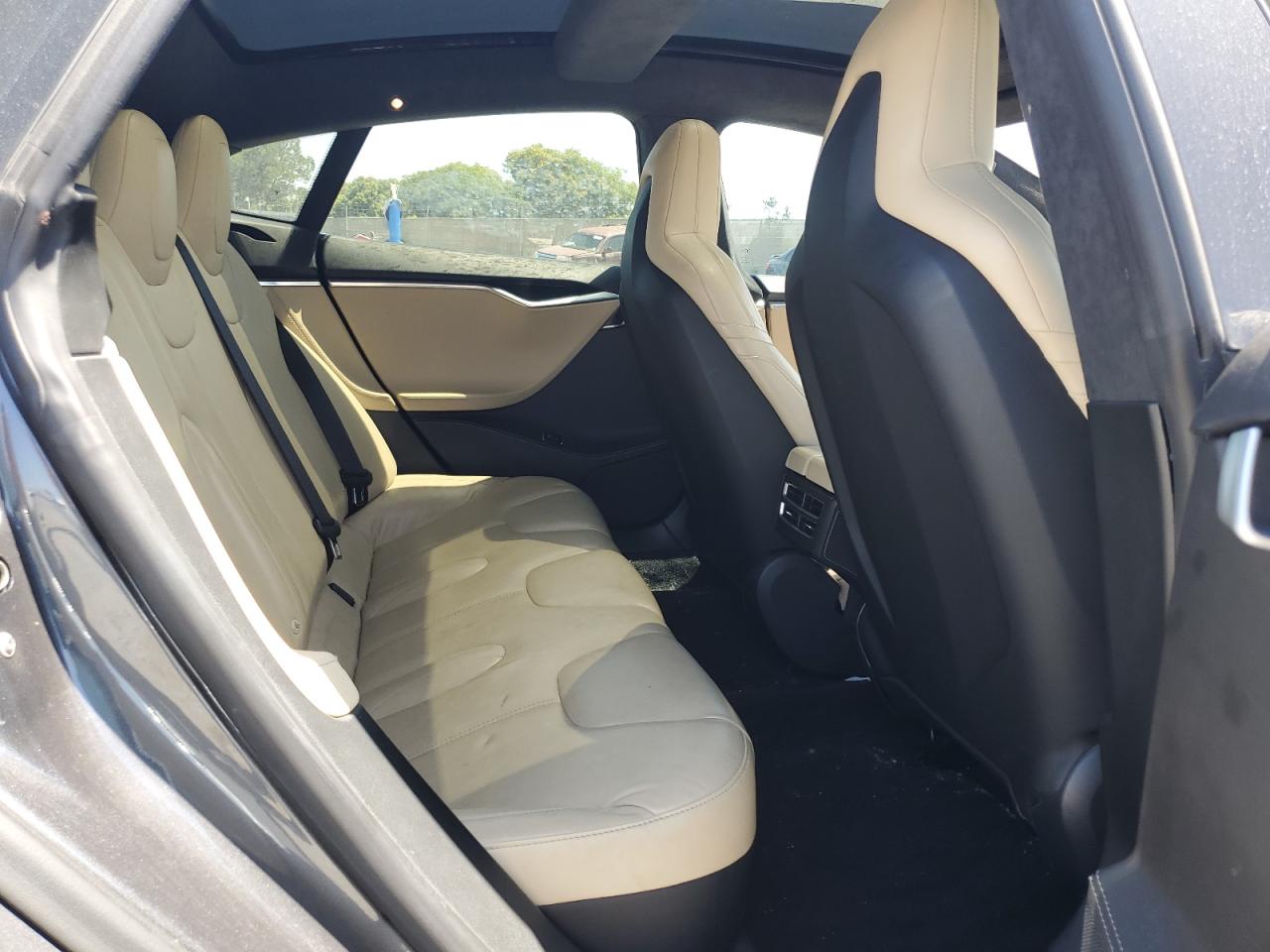 2015 Tesla Model S 85D VIN: 5YJSA1H26FFP69579 Lot: 63867325