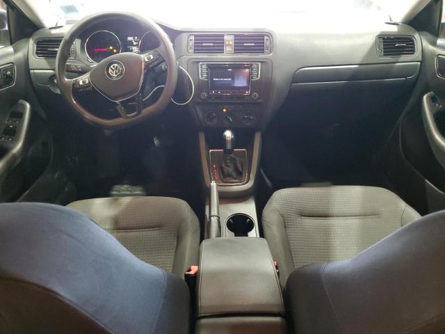  VOLKSWAGEN JETTA 2016 Srebrny