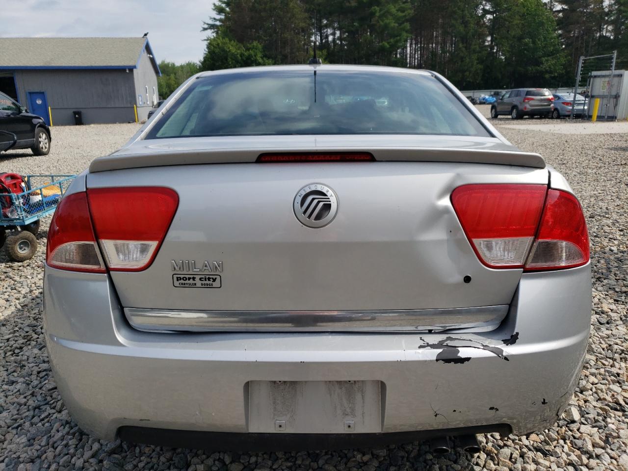2010 Mercury Milan VIN: 3MEHM0HA8AR617506 Lot: 63052565