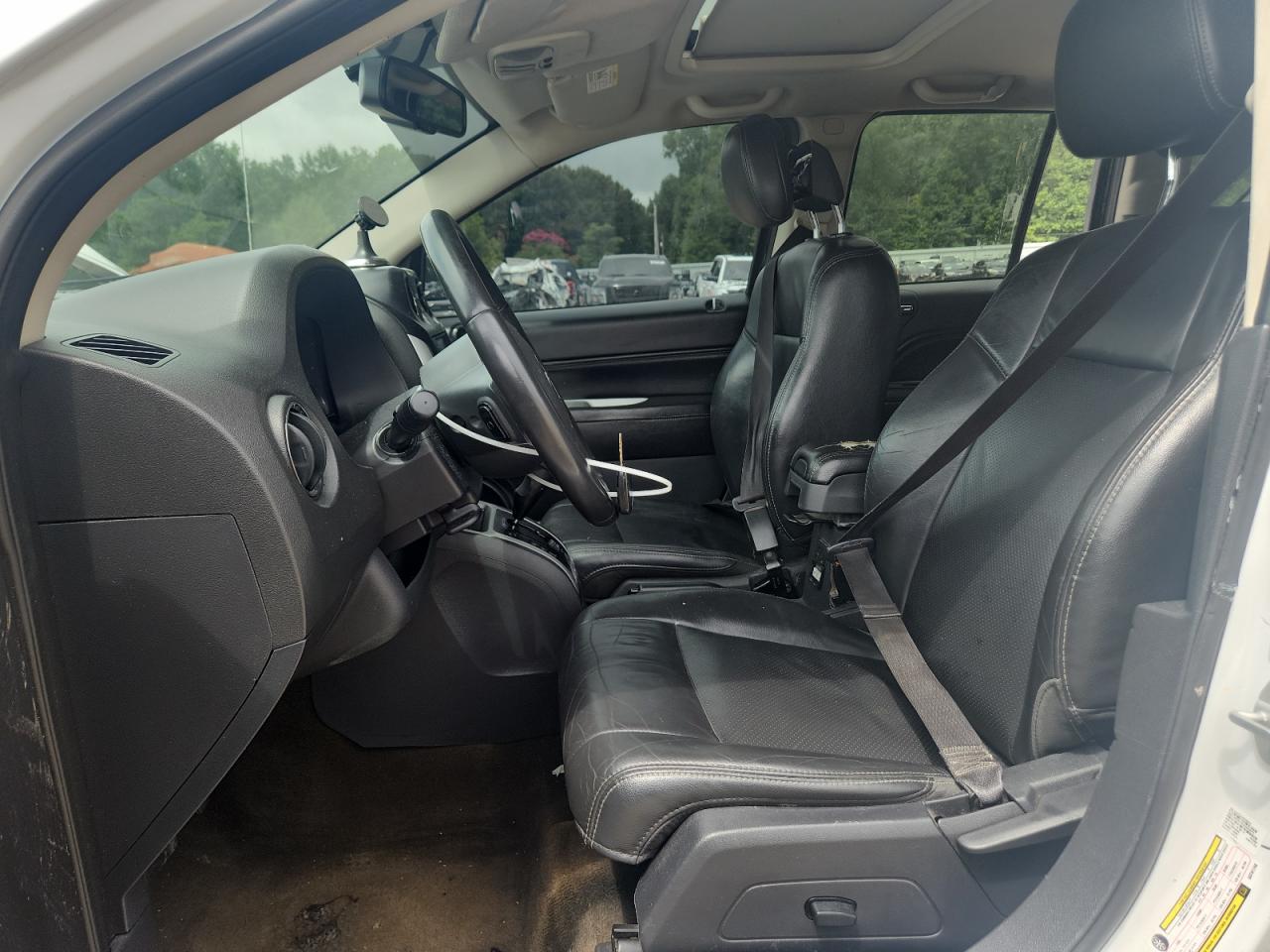 2016 Jeep Compass Latitude VIN: 1C4NJCEA0GD761748 Lot: 64780005