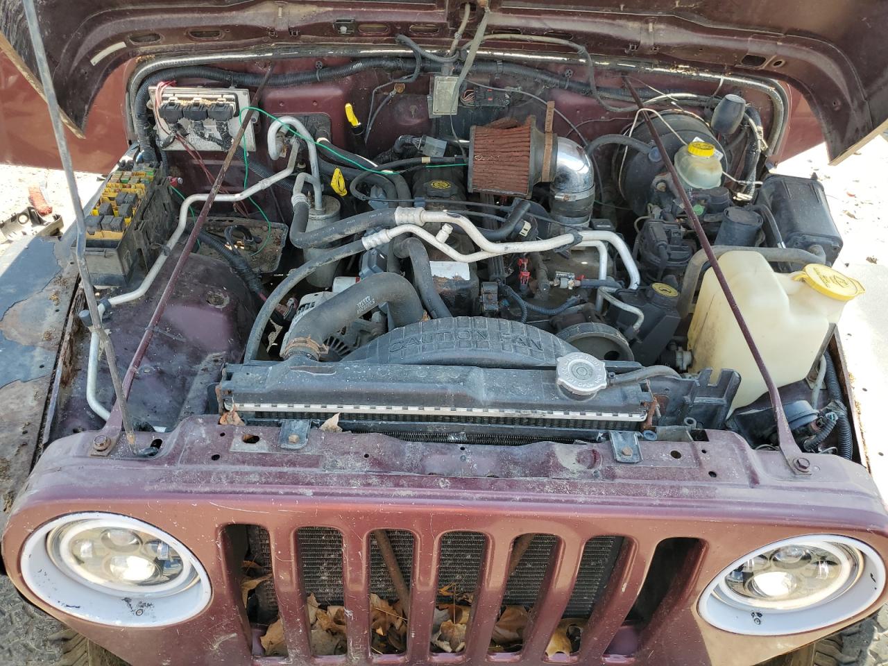2002 Jeep Wrangler / Tj X VIN: 1J4FA39SX2P732881 Lot: 64451185