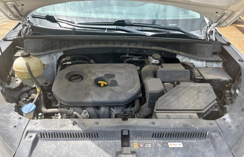 Parquets HYUNDAI TUCSON 2017 Biały