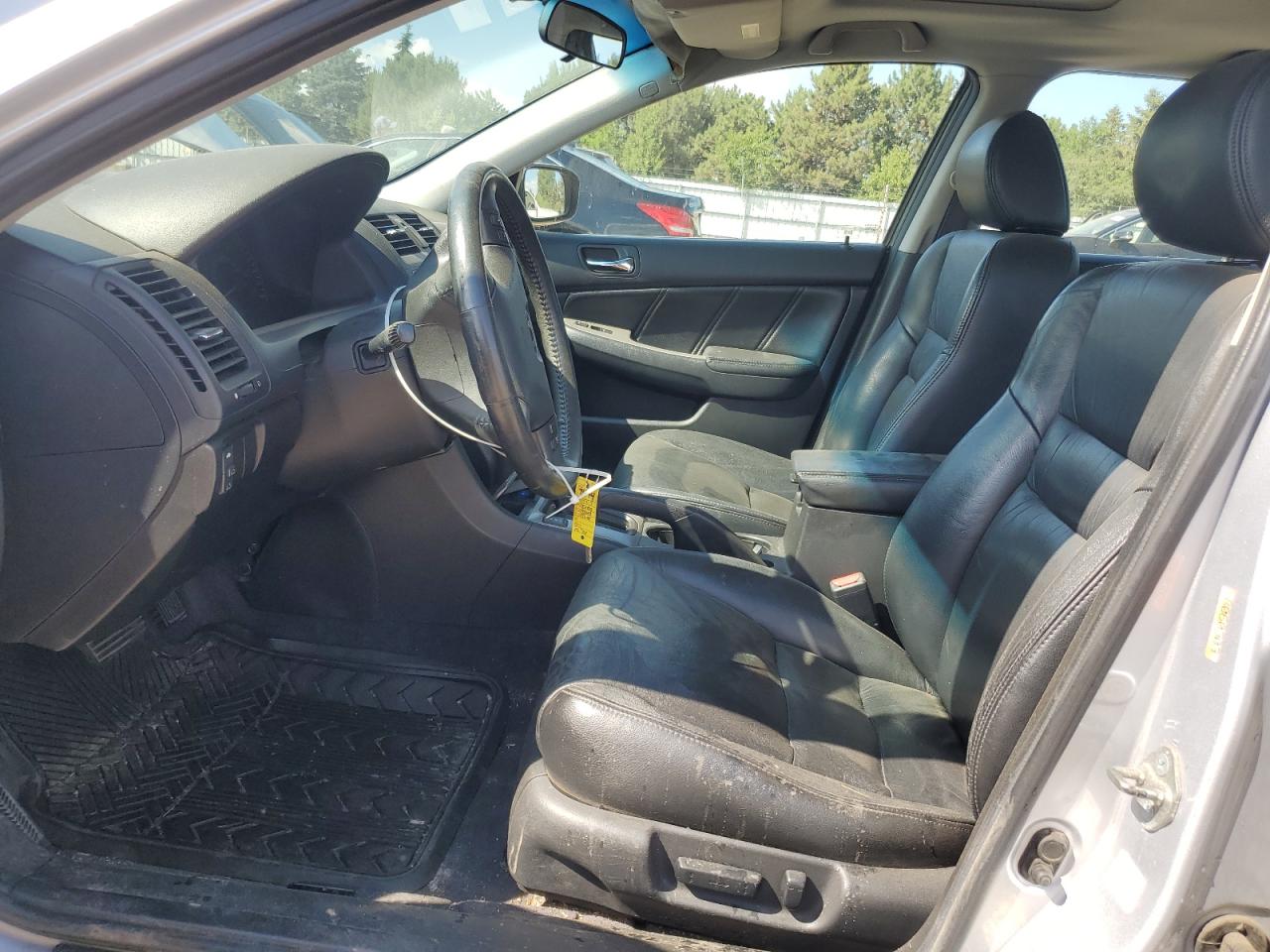 2005 Honda Accord Ex VIN: 1HGCM56815A067740 Lot: 62697565