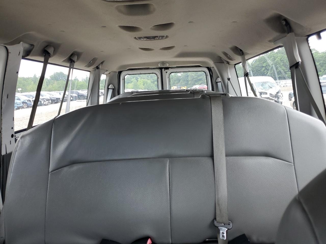 2013 Ford Econoline E350 Super Duty Wagon VIN: 1FBSS3BL4DDB08412 Lot: 63999845