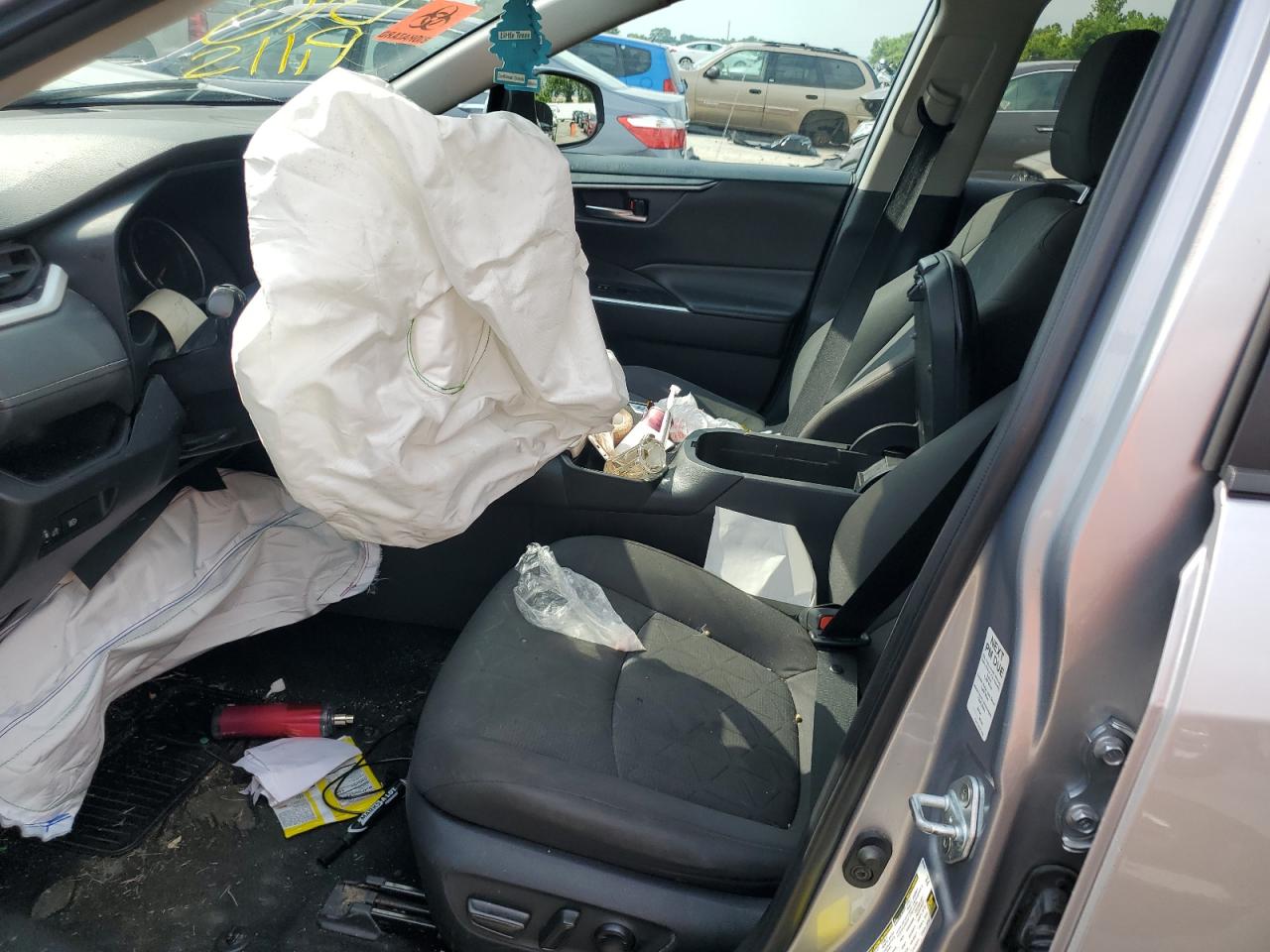 2021 Toyota Rav4 Xle VIN: 2T3W1RFV8MC102812 Lot: 65963135