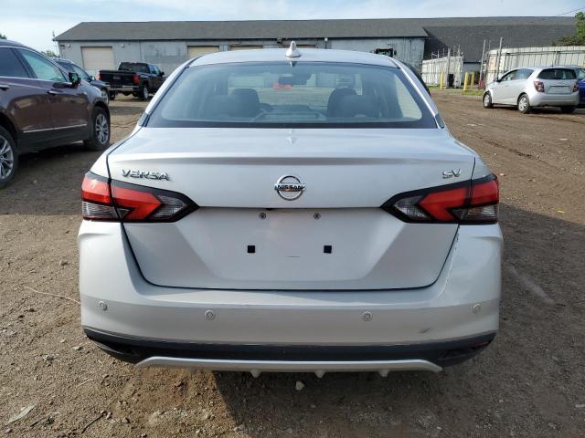  NISSAN VERSA 2020 Silver