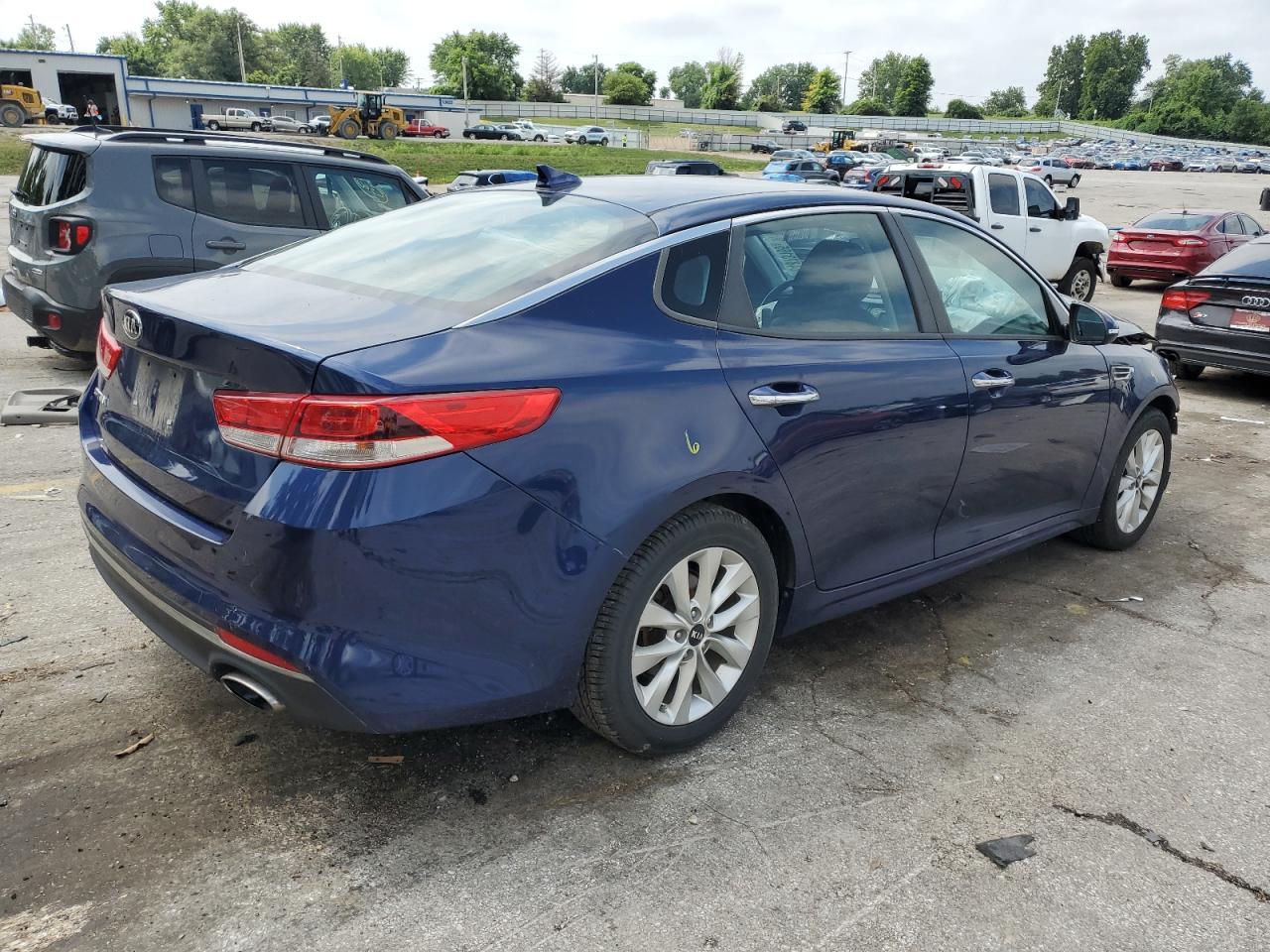 2017 Kia Optima Lx VIN: 5XXGT4L37HG162995 Lot: 64873165
