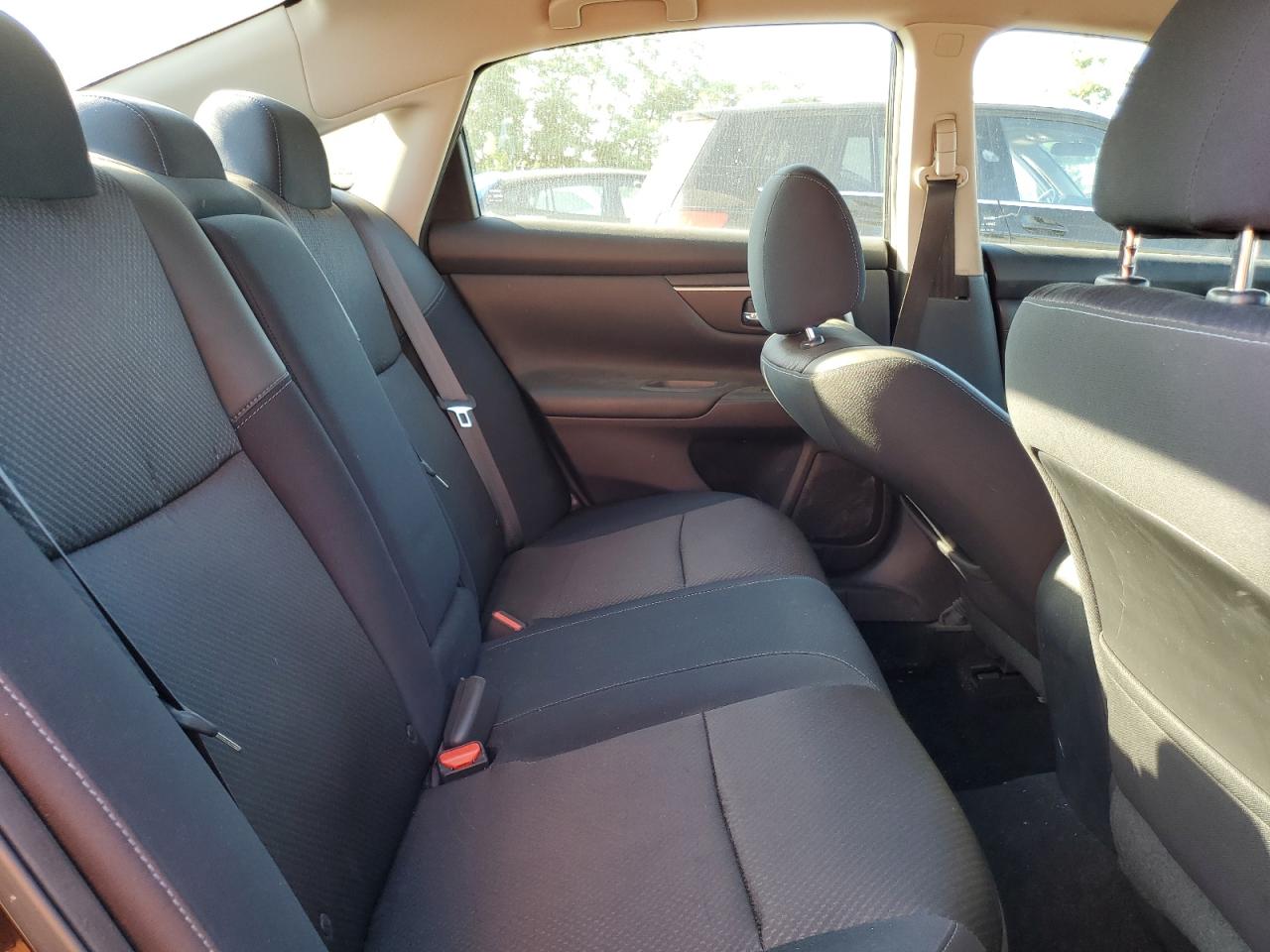 1n4al3ap4hc261995 1N4AL3AP4HC261995 2017 Nissan Altima 2.5