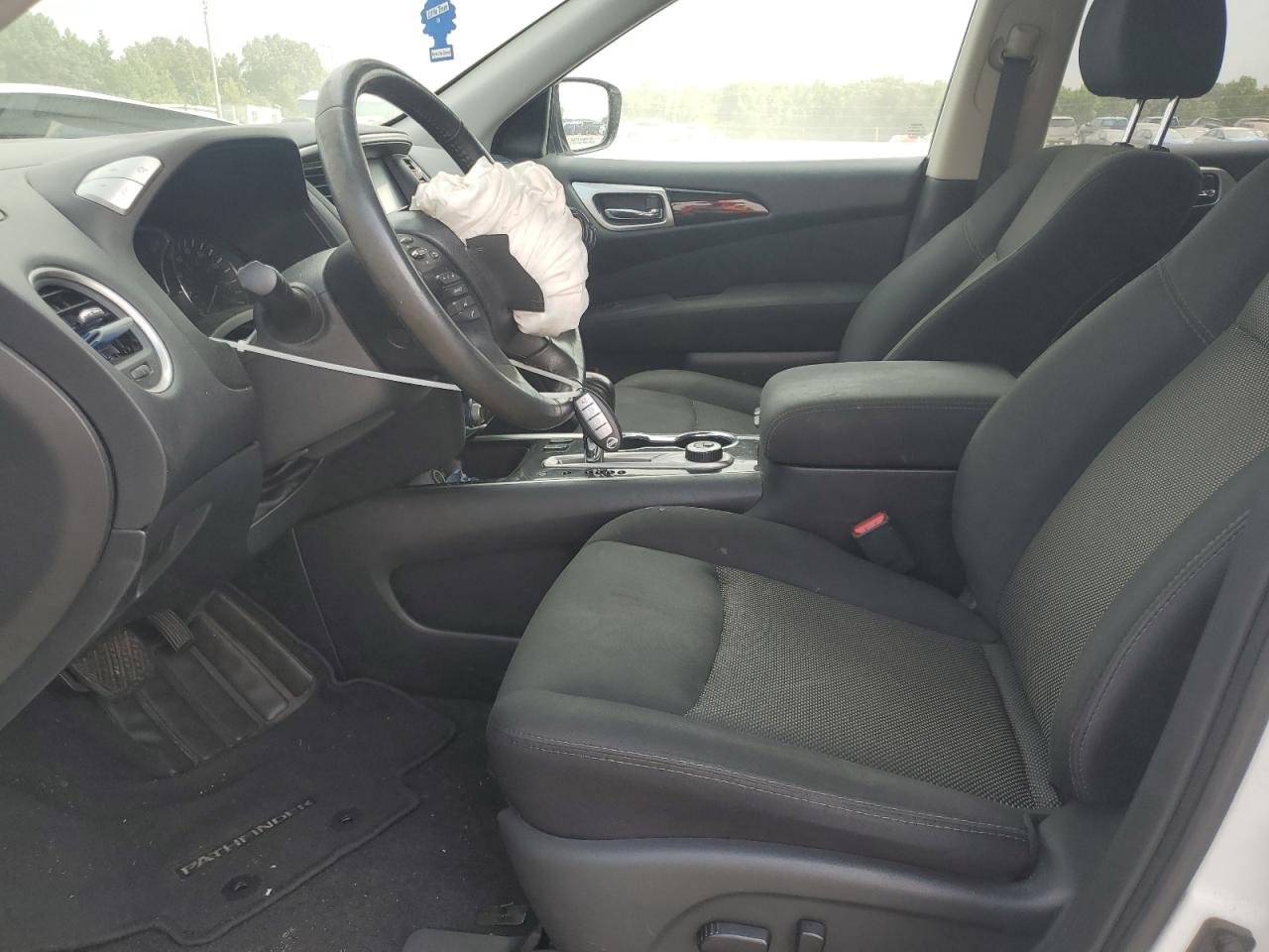 2017 Nissan Pathfinder S VIN: 5N1DR2MM9HC680499 Lot: 67231175