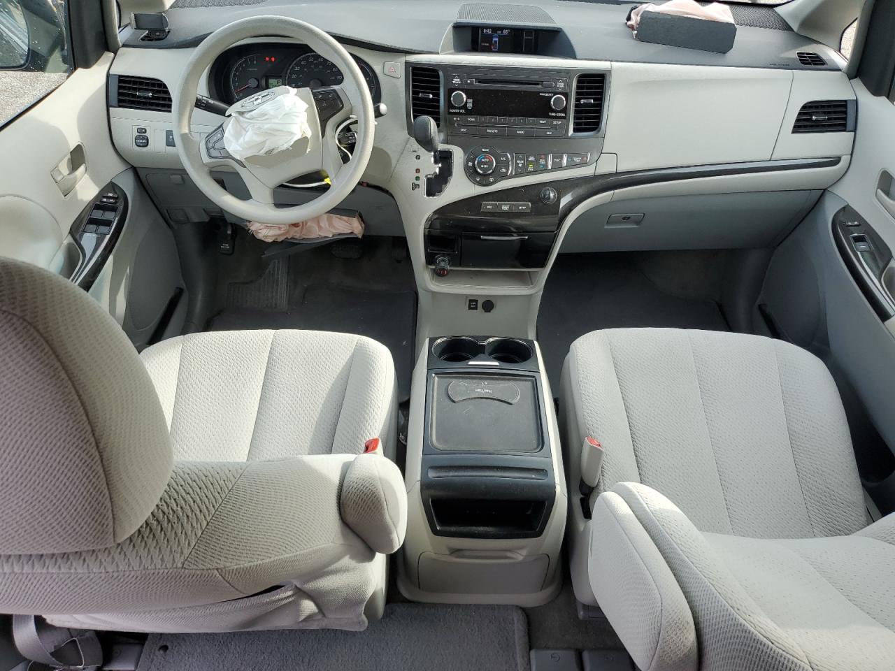 2013 Toyota Sienna Le VIN: 5TDKK3DCXDS281980 Lot: 63806605