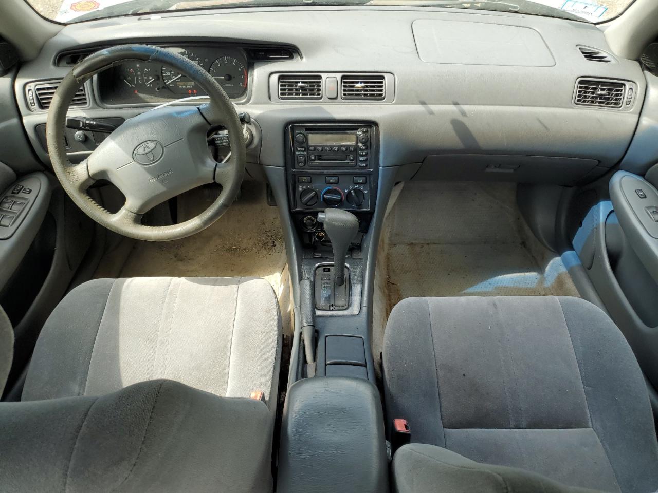 2001 Toyota Camry Ce VIN: JT2BG22K510562081 Lot: 64758725