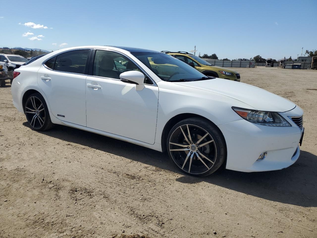 jthbw1ggxd2030468 JTHBW1GGXD2030468 2013 Lexus Es 300H