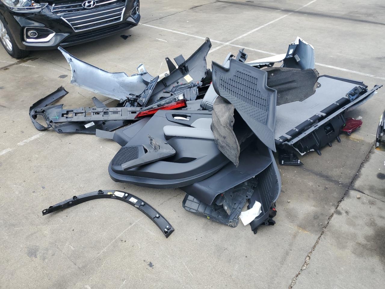 2022 Toyota Highlander Xle VIN: 5TDGZRBH1NS242389 Lot: 65867875