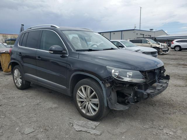 Parquets VOLKSWAGEN TIGUAN 2014 Czarny