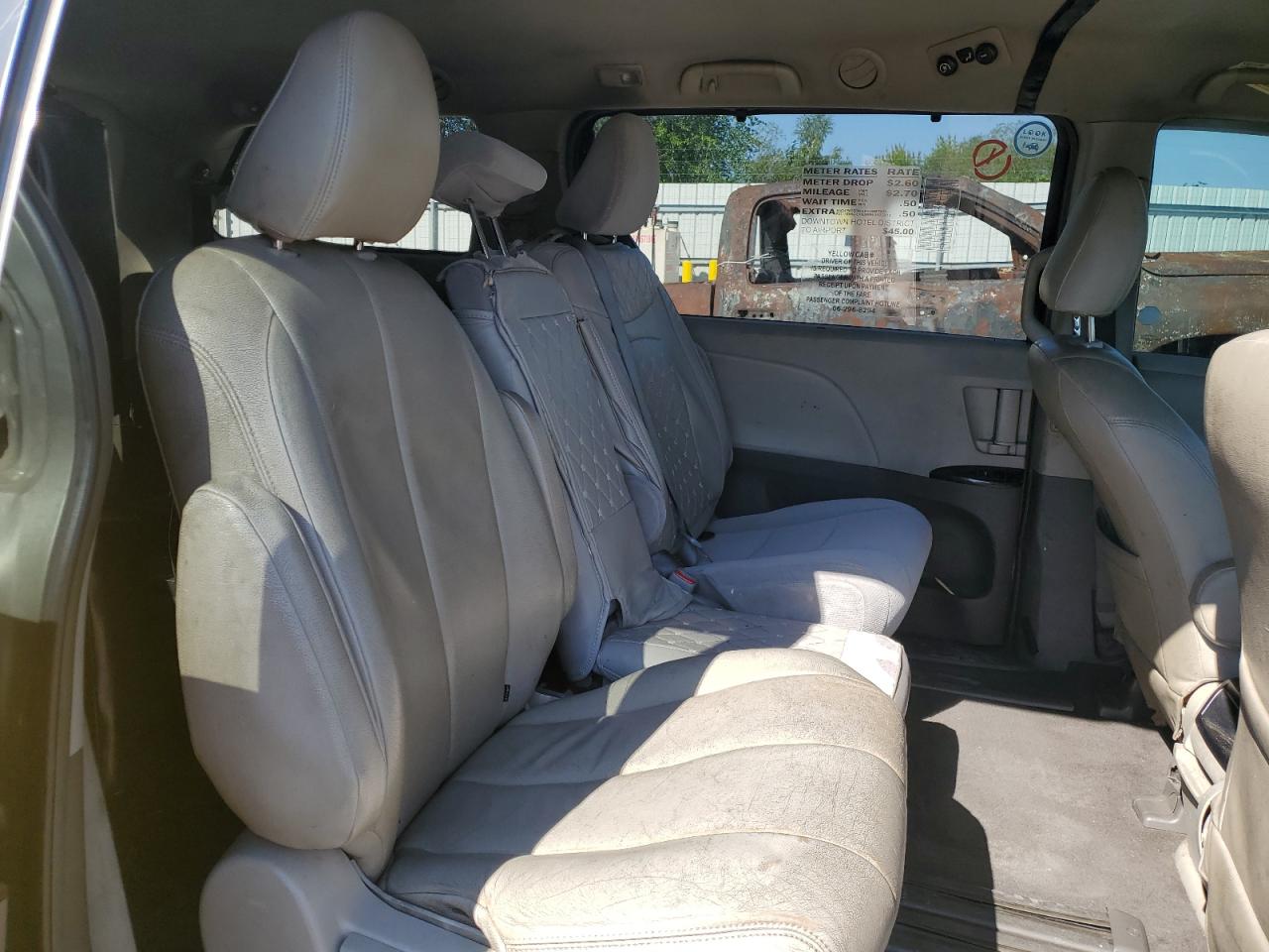 2011 Toyota Sienna Le VIN: 5TDKK3DC2BS106409 Lot: 66998635